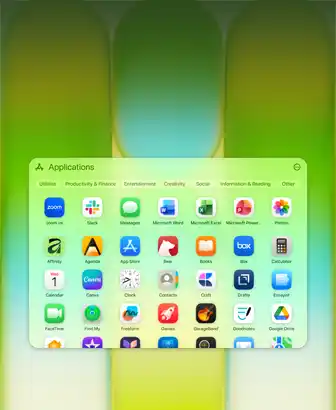 MacBook Neo Display mit Fenster mit einer Vielzahl von Apps